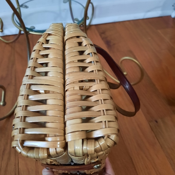 Vintage plastic wrap wicker purse with leather str - Picture 14 of 15
